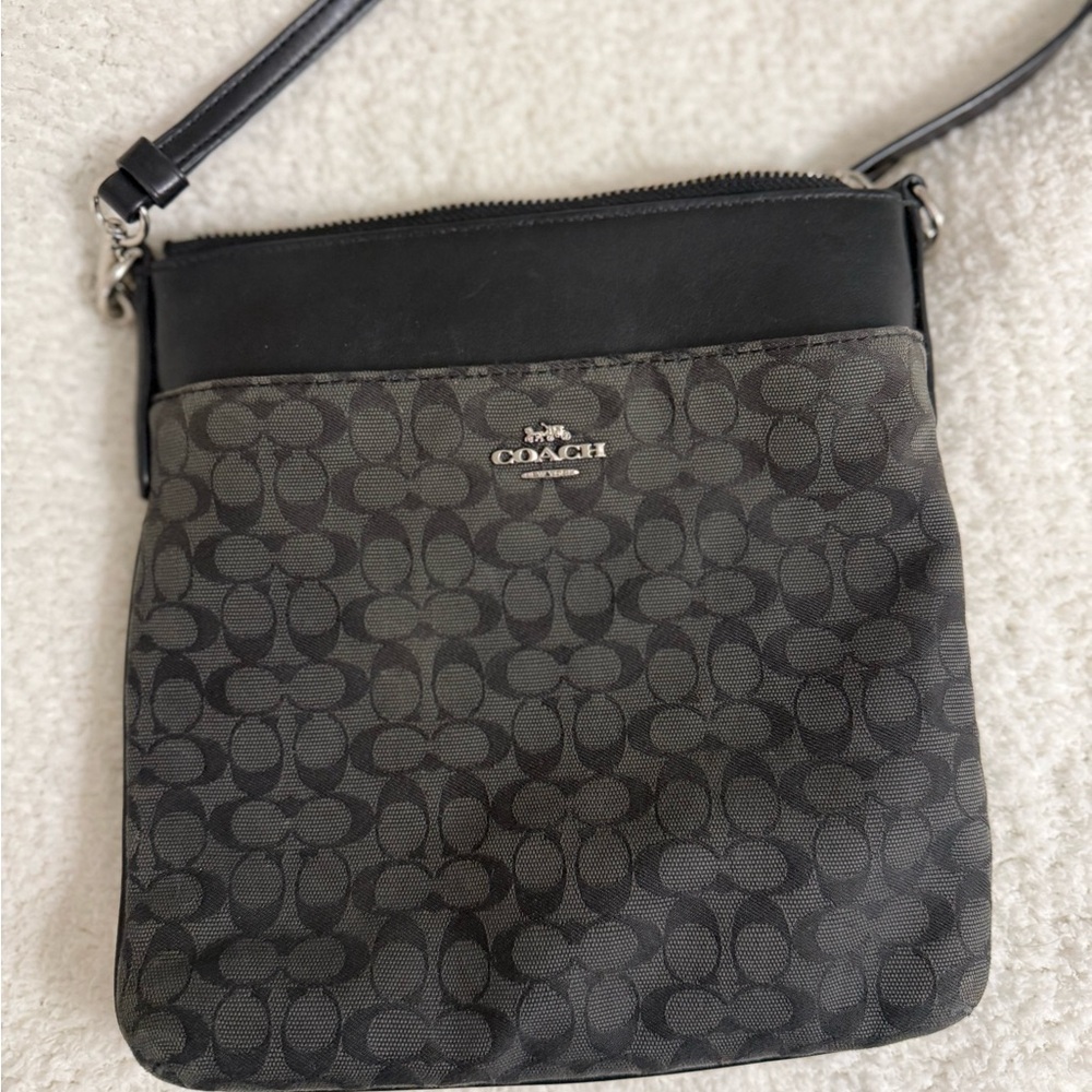 Coach Kitt Messenger Black and Gray Crossbody Bag